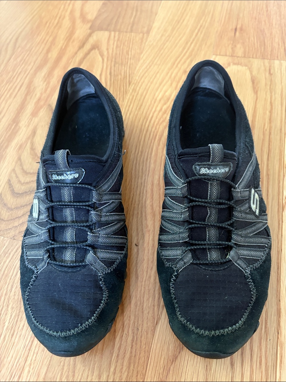 Skechers Women’s  Black and Gray Slip-On Sneakers